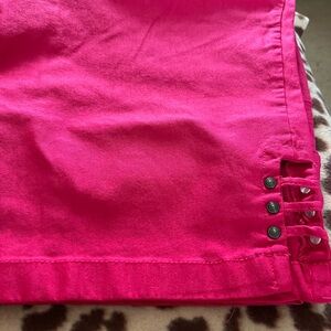 Vibrant Pink Women's Capris